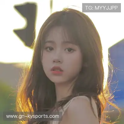莫青